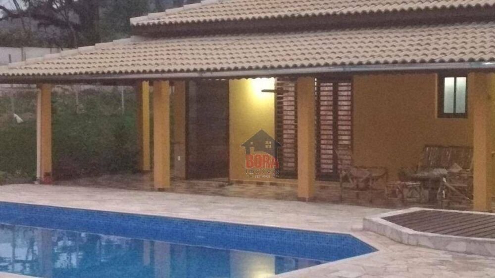 Chácara, 5 quartos, 2000 m² - Foto 1