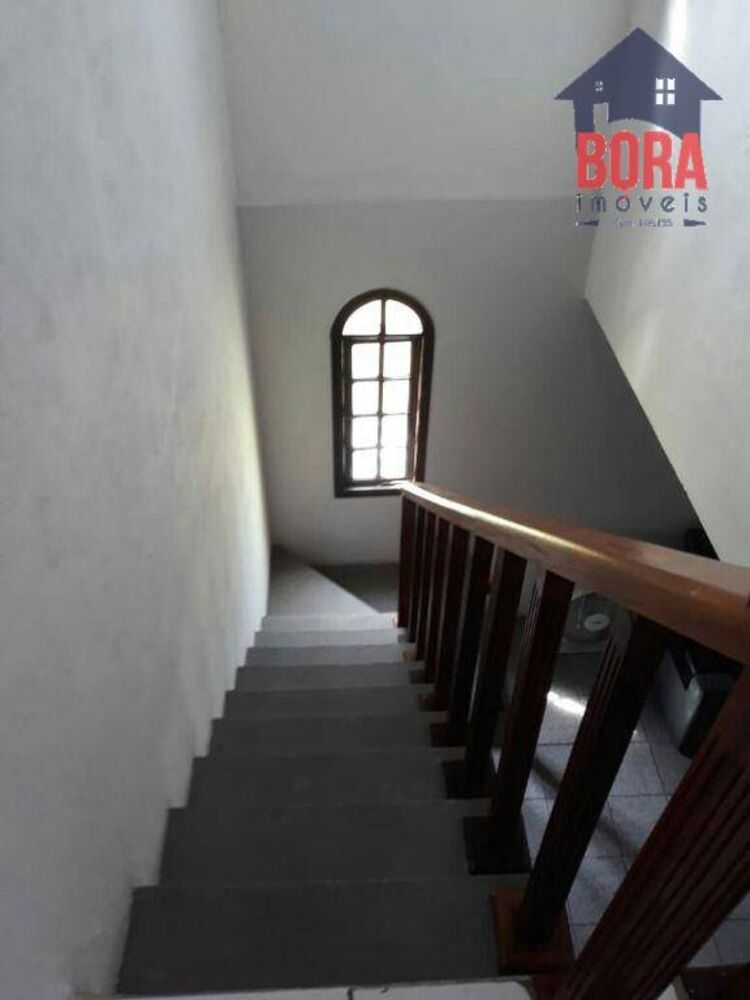 Sobrado, 4 quartos, 211 m² - Foto 1