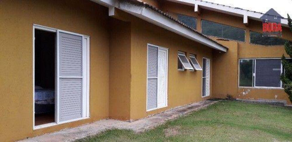 Casa, 4 quartos, 339 m² - Foto 1