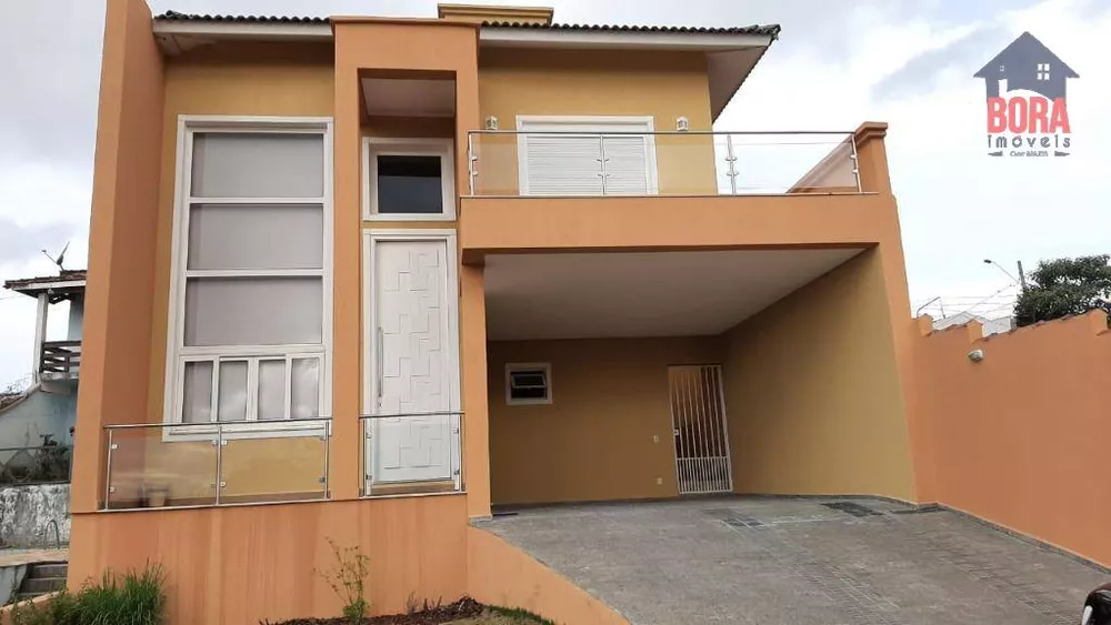 Casa à venda com 3 quartos, 238m² - Foto 3