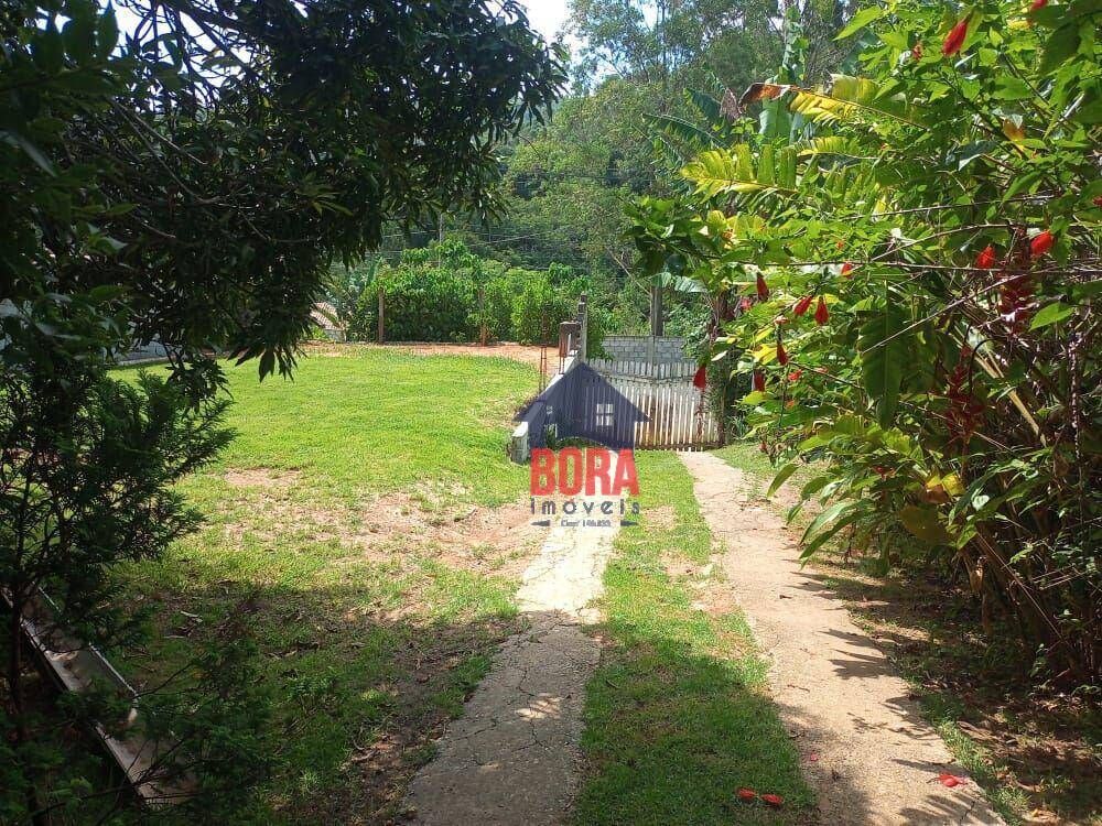 Chácara à venda com 6 quartos, 150m² - Foto 6