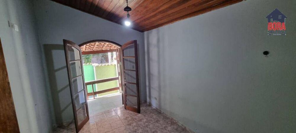 Casa, 3 quartos, 70 m² - Foto 1