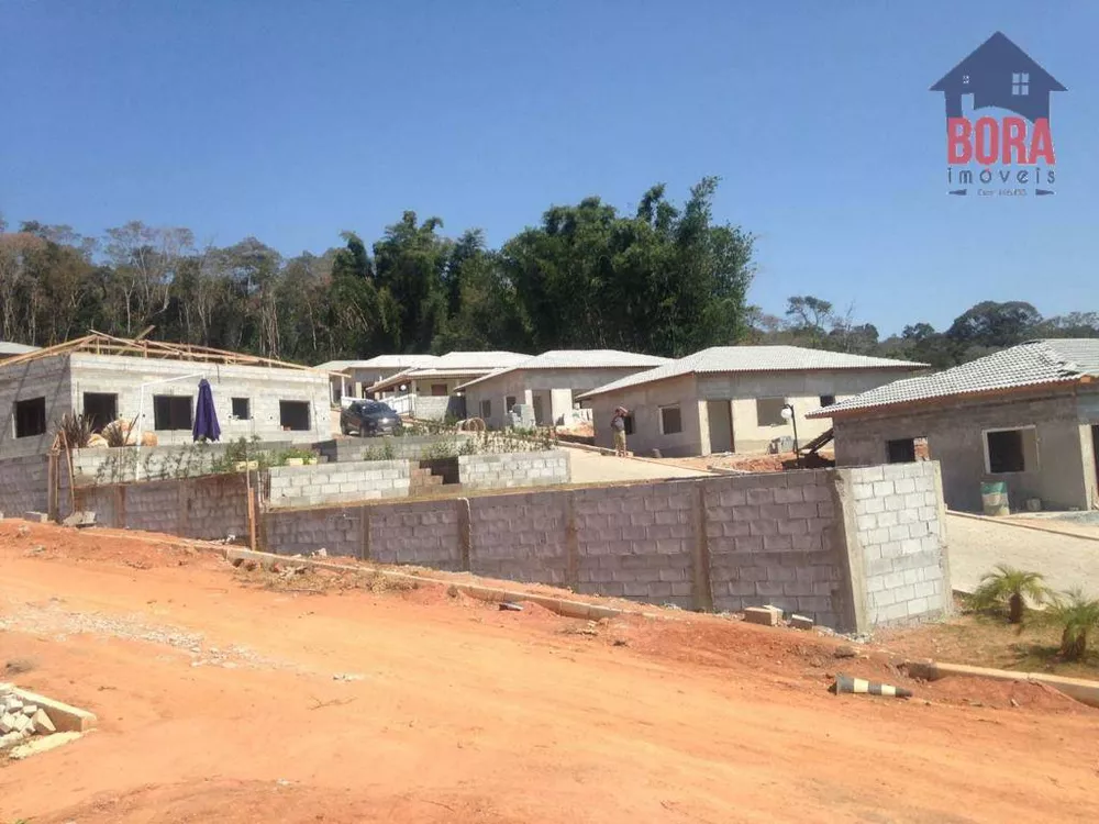 Casa de Condomínio à venda com 3 quartos, 126m² - Foto 4