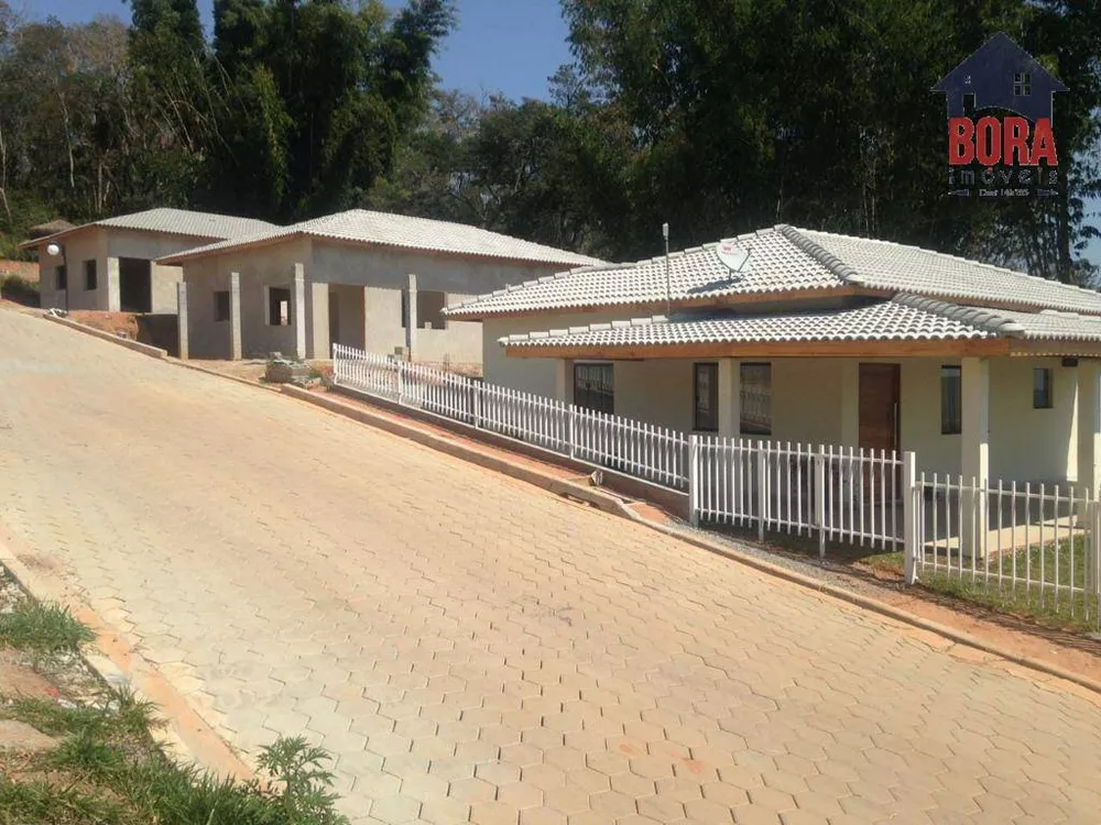 Casa de Condomínio à venda com 3 quartos, 126m² - Foto 1