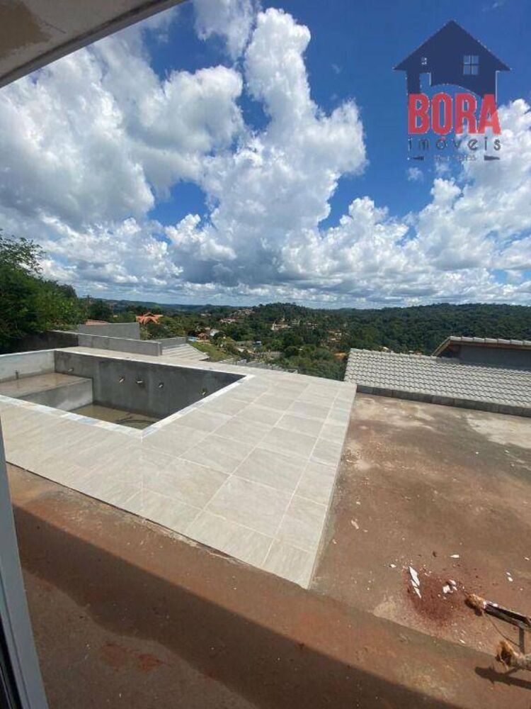 Casa à venda com 3 quartos, 140m² - Foto 3