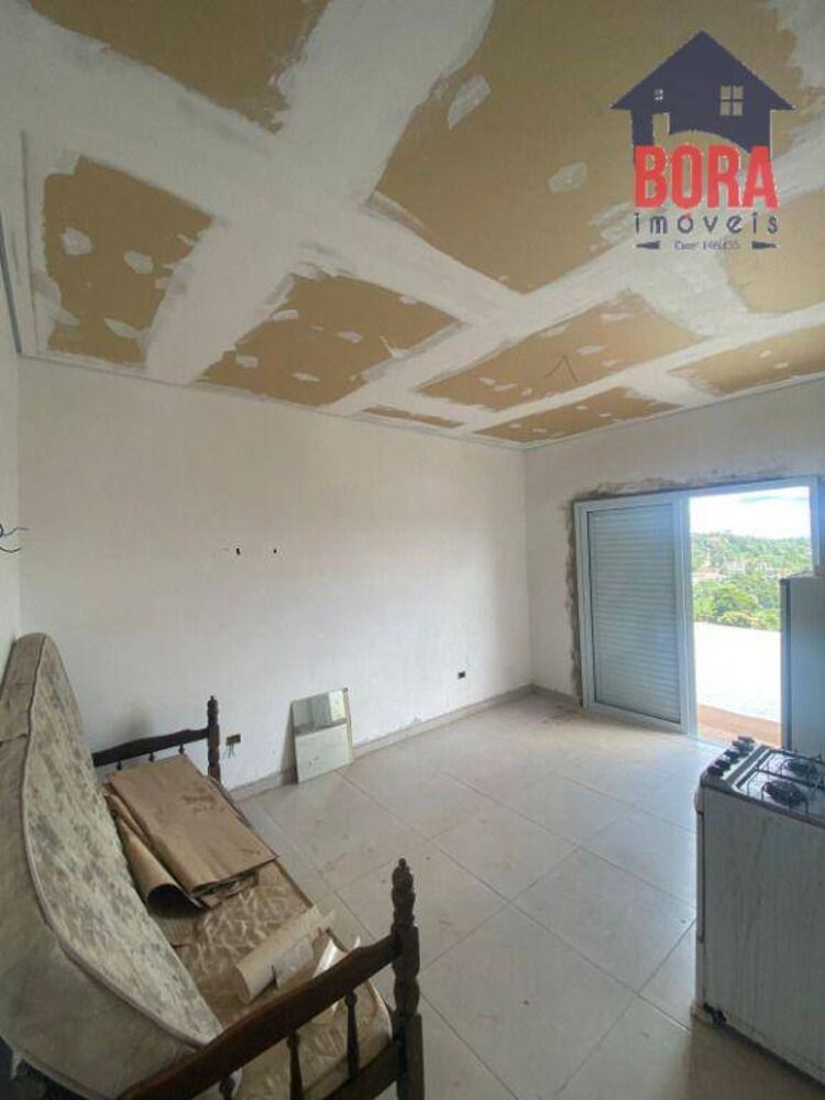 Casa à venda com 3 quartos, 140m² - Foto 2