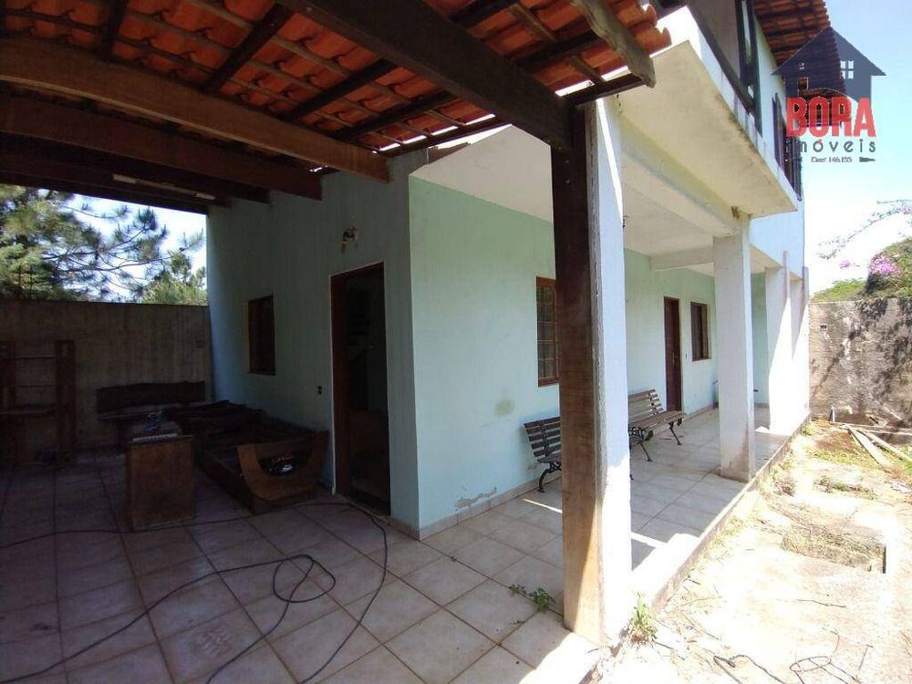 Casa para alugar com 3 quartos, 100m² - Foto 2