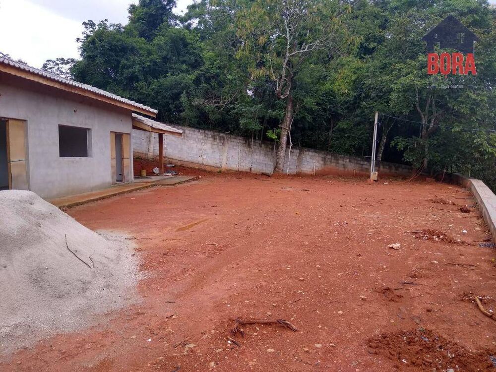 Casa à venda com 2 quartos, 130m² - Foto 4