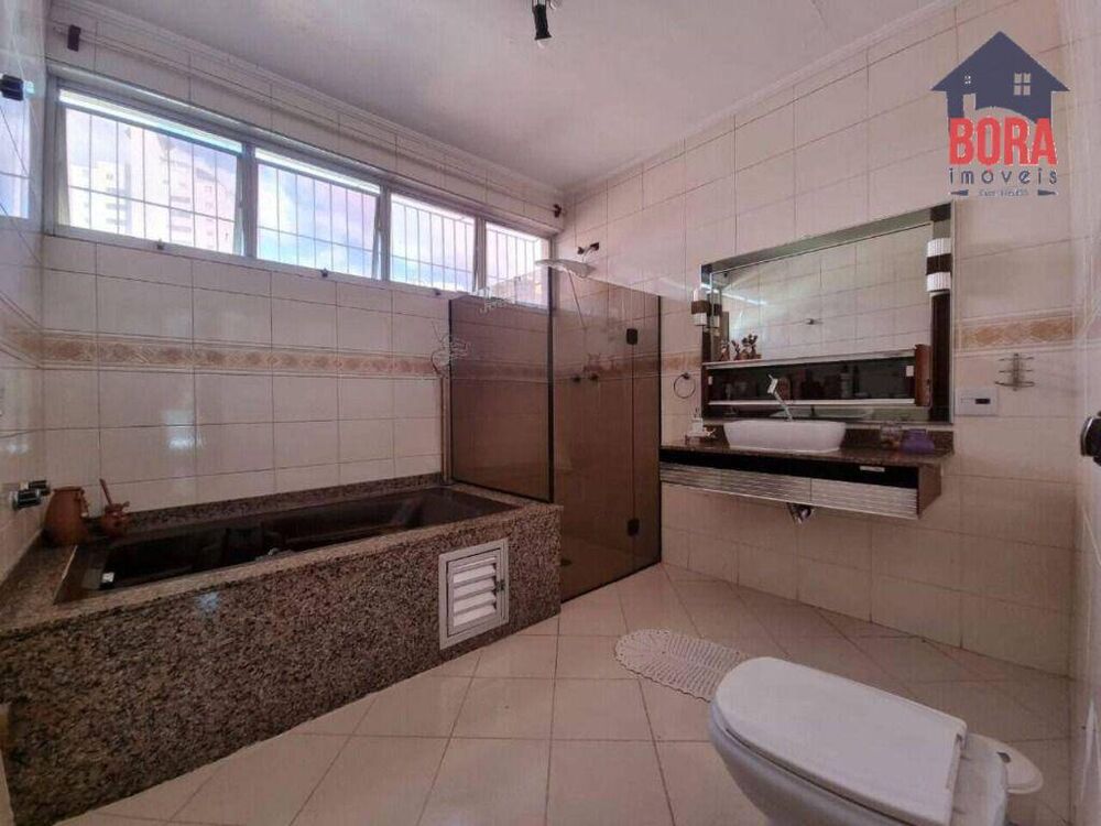 Sobrado, 3 quartos, 319 m² - Foto 2