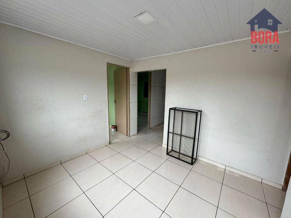Casa à venda com 2 quartos, 95m² - Foto 1