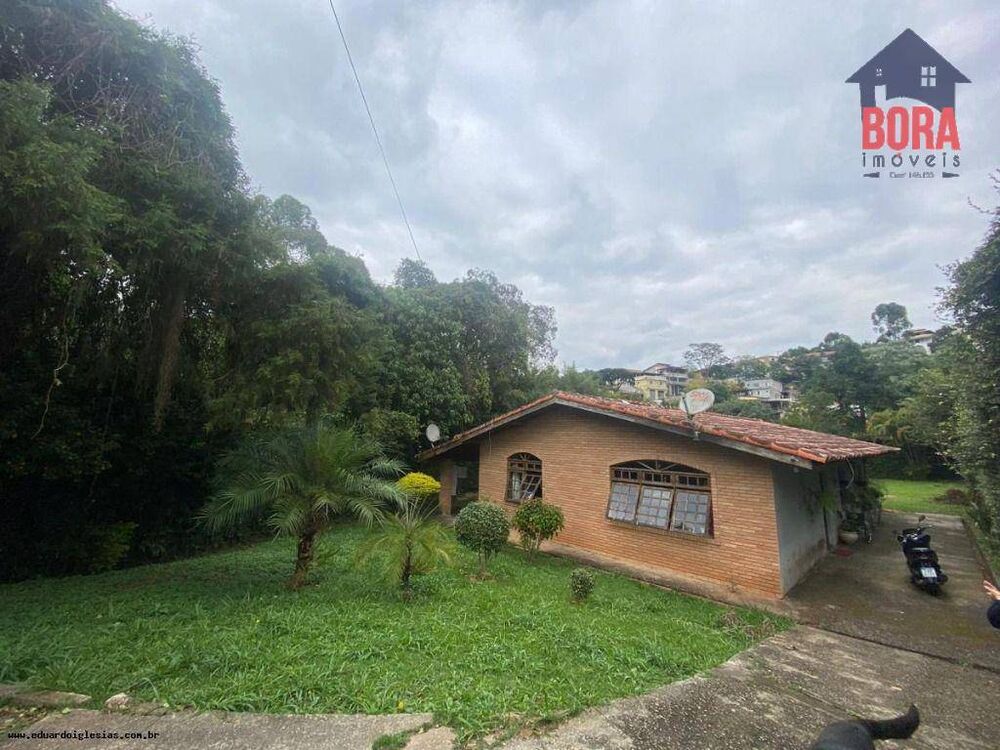 Casa, 4 quartos, 181 m² - Foto 1