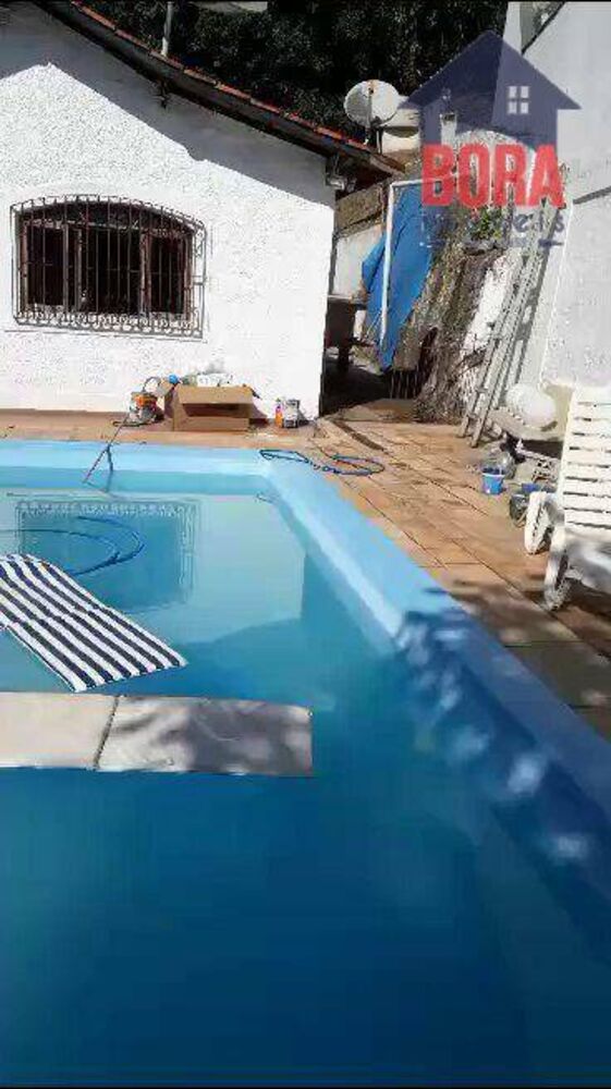 Casa à venda com 2 quartos, 168m² - Foto 4
