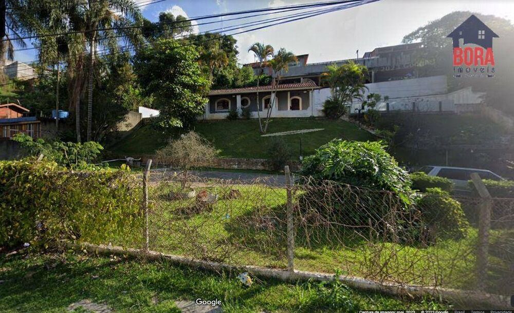 Casa à venda com 2 quartos, 168m² - Foto 2