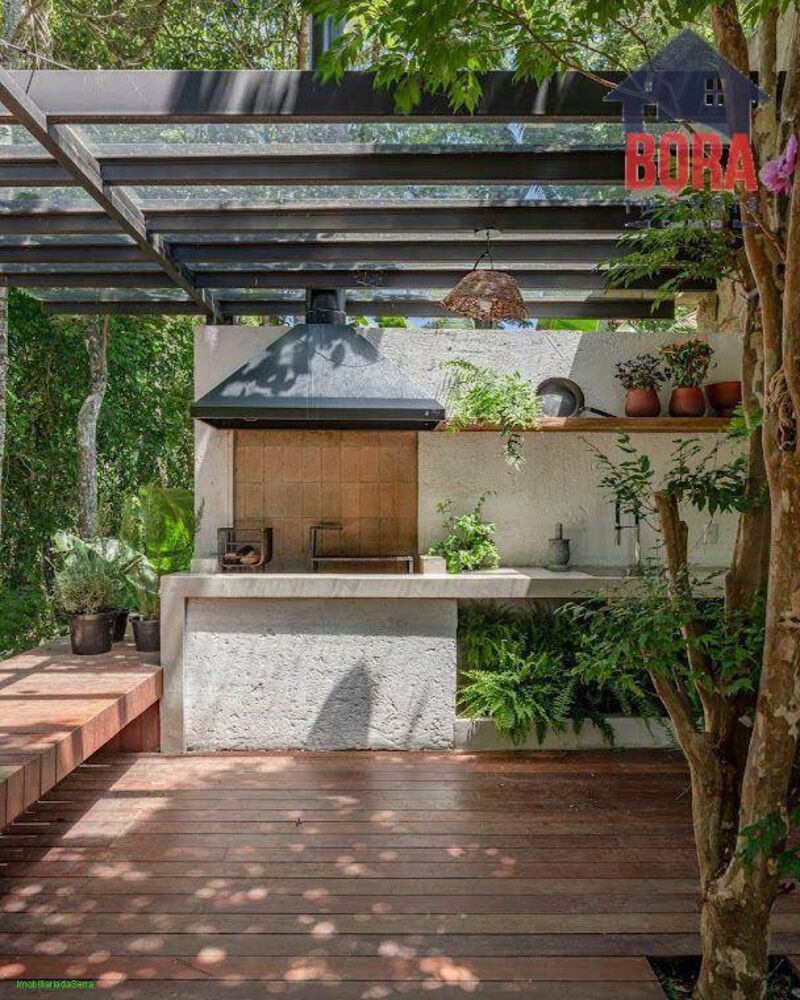 Casa à venda com 5 quartos, 290m² - Foto 3