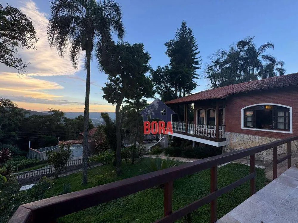 Chácara, 3 quartos, 1014 m² - Foto 2