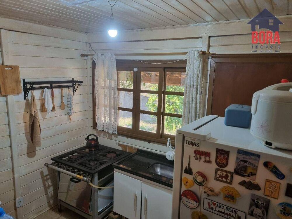 Chácara à venda com 2 quartos, 150m² - Foto 3