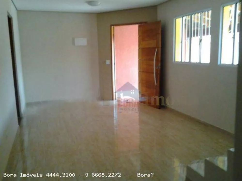 Casa à venda com 3 quartos, 131m² - Foto 2