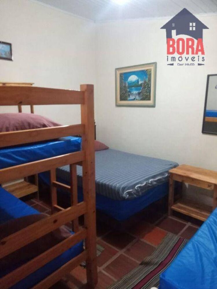 Chácara à venda com 2 quartos, 200m² - Foto 1