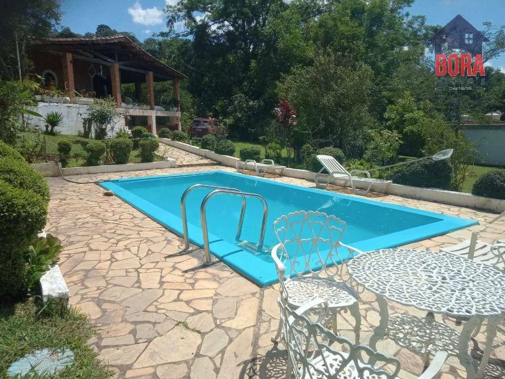 Chácara, 2 quartos, 2400 m² - Foto 1