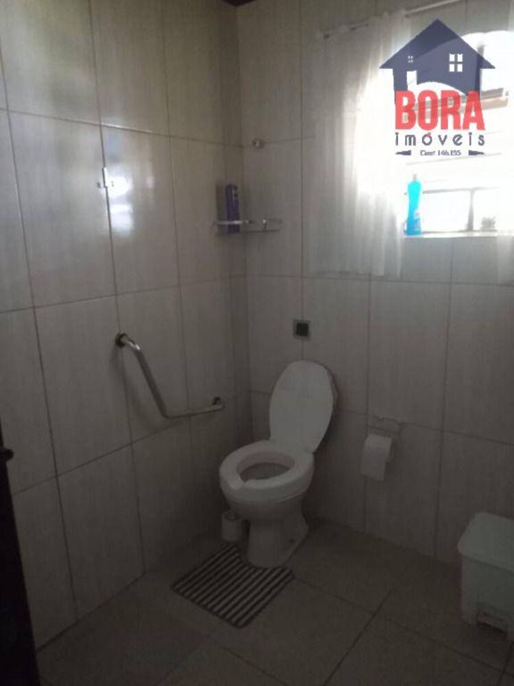Chácara à venda com 2 quartos, 200m² - Foto 3