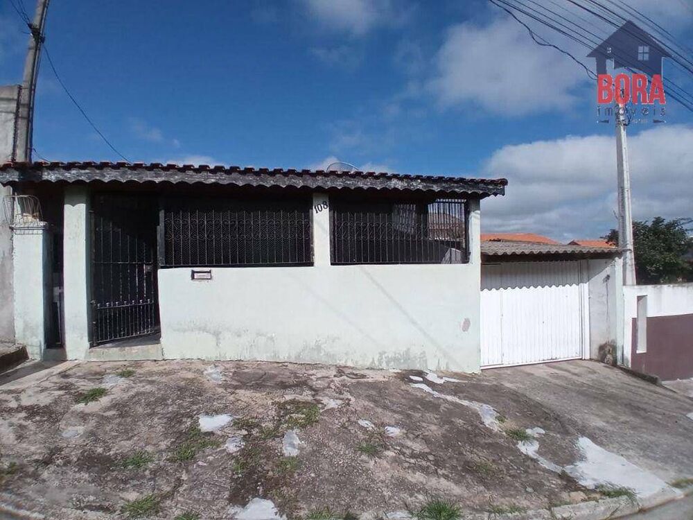 Casa, 5 quartos, 176 m² - Foto 1