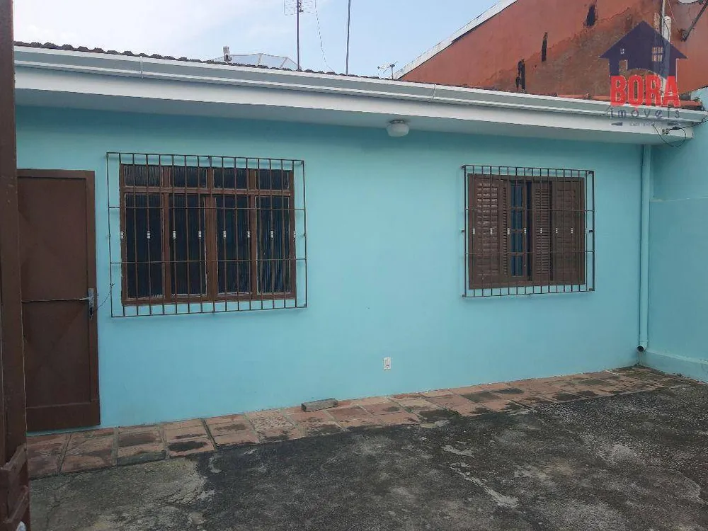 Casa, 2 quartos, 180 m² - Foto 1