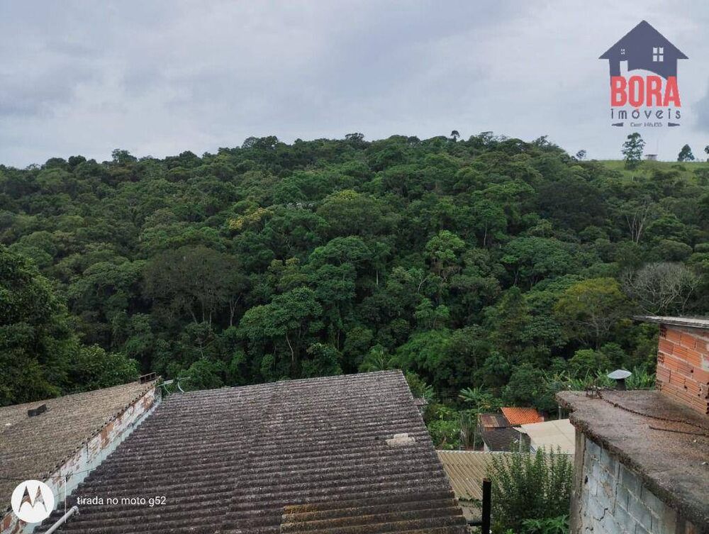 Casa à venda com 1 quarto, 100m² - Foto 2