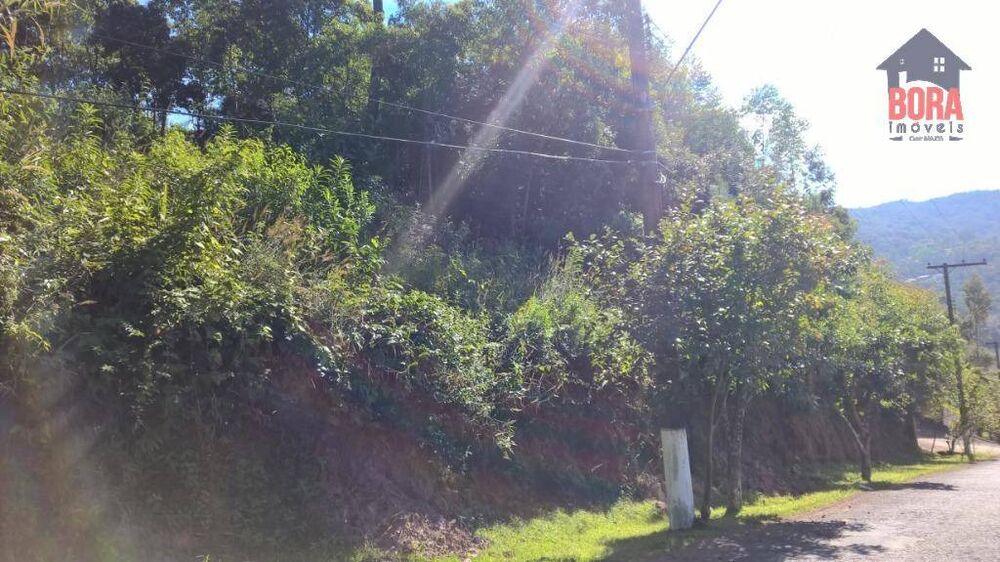 Loteamento e Condomínio, 1417 m² - Foto 1