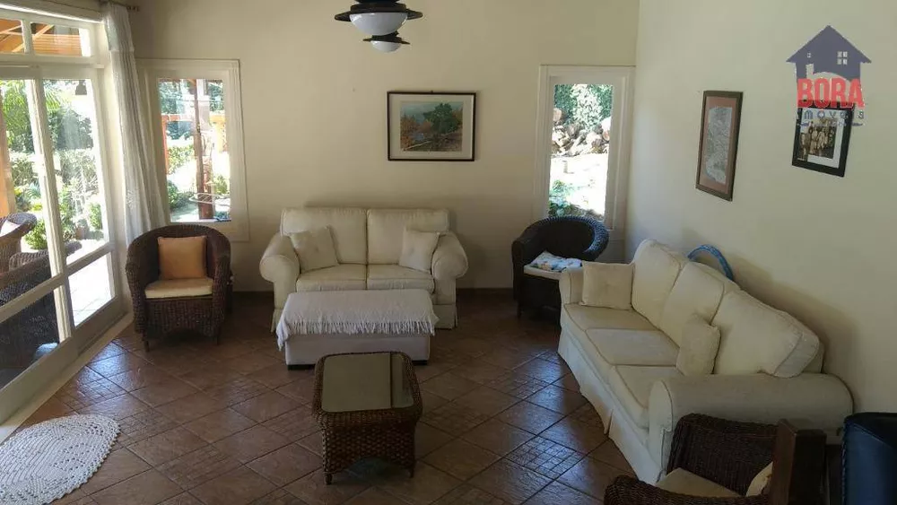 Casa de Condomínio à venda com 6 quartos, 450m² - Foto 3