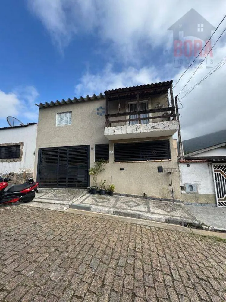 Casa, 4 quartos, 147 m² - Foto 2