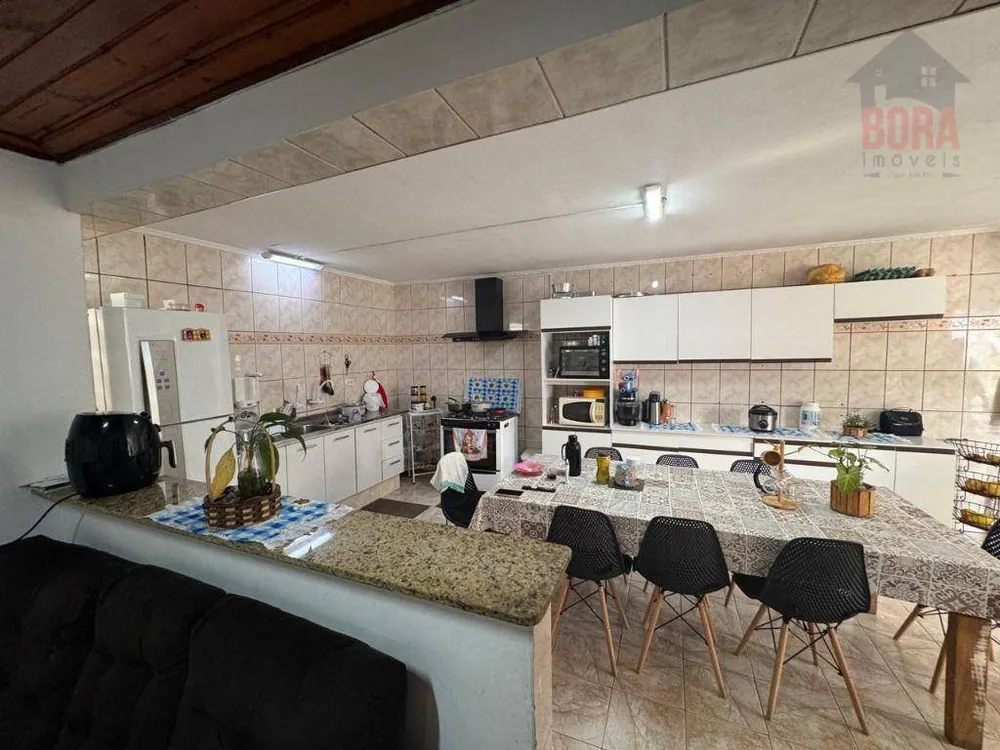 Casa, 4 quartos, 147 m² - Foto 3