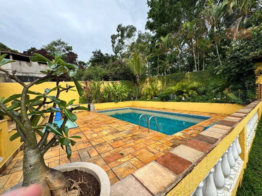 Chácara, 4 quartos, 1157 m² - Foto 1