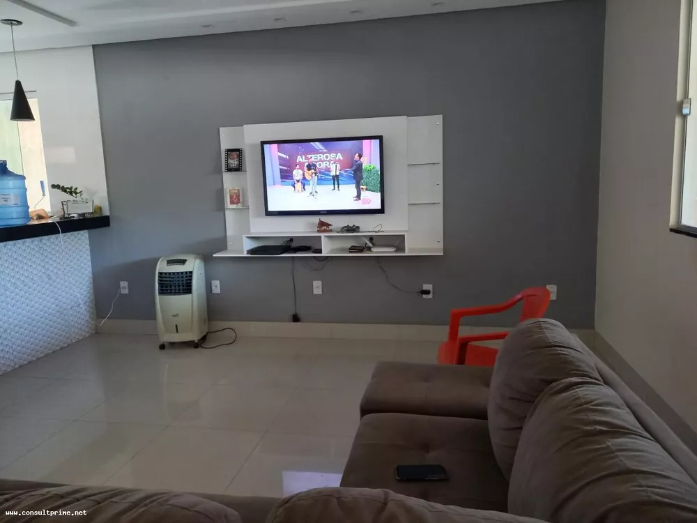 Casa à venda com 3 quartos, 210m² - Foto 3