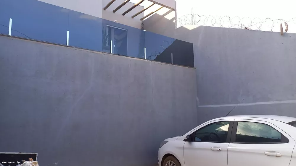 Casa à venda com 3 quartos, 270m² - Foto 2