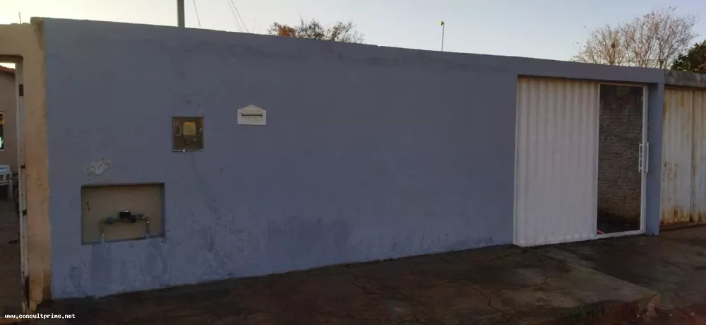 Casa à venda com 2 quartos, 235m² - Foto 2