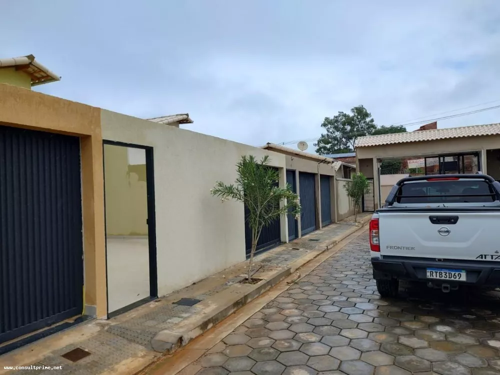 Casa à venda com 3 quartos, 150m² - Foto 3