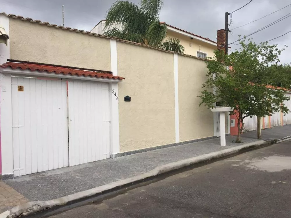 Casa à venda com 2 quartos, 150m² - Foto 2