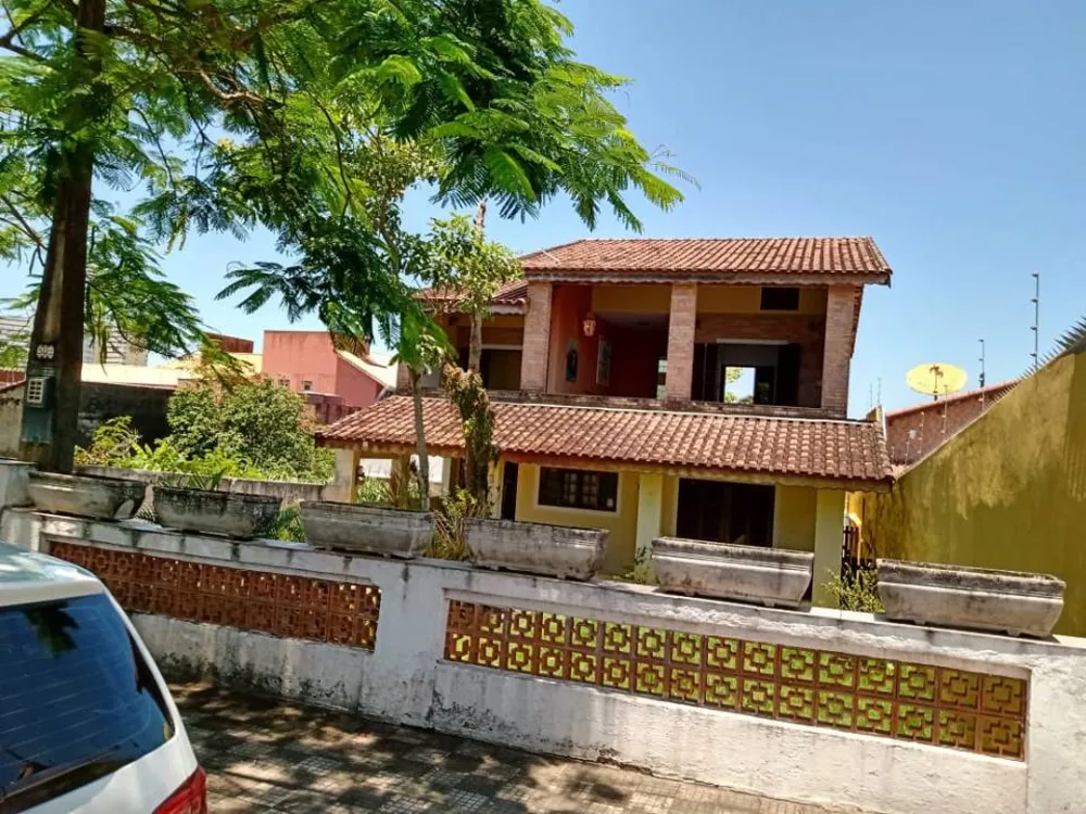 Casa, 3 quartos, 240 m² - Foto 3