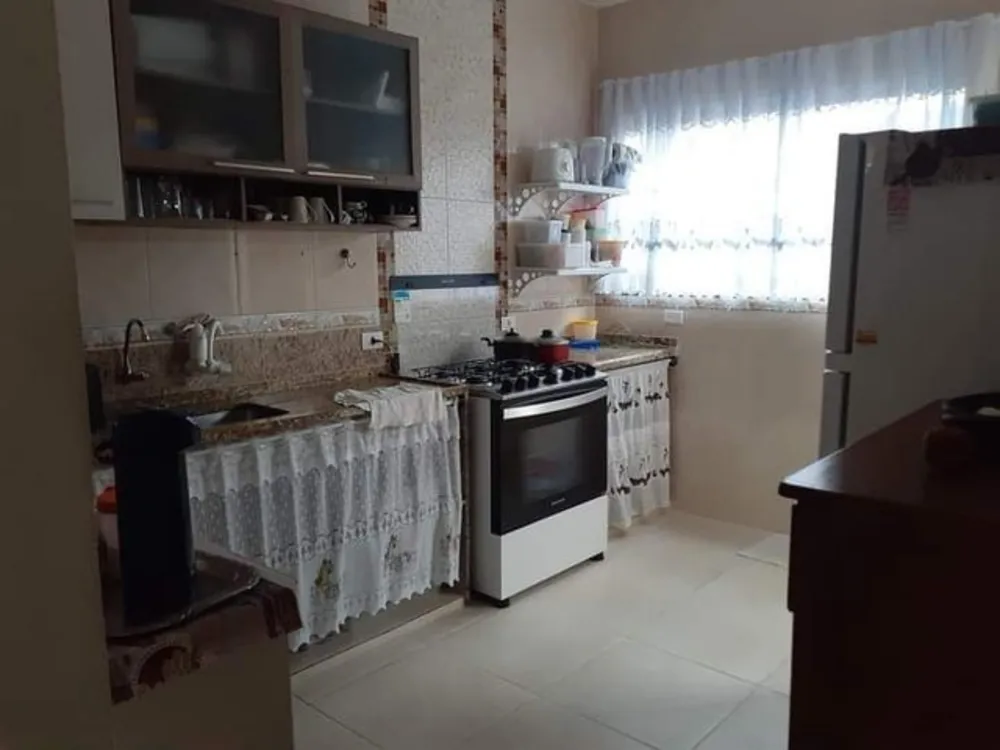 Casa, 3 quartos, 250 m² - Foto 2