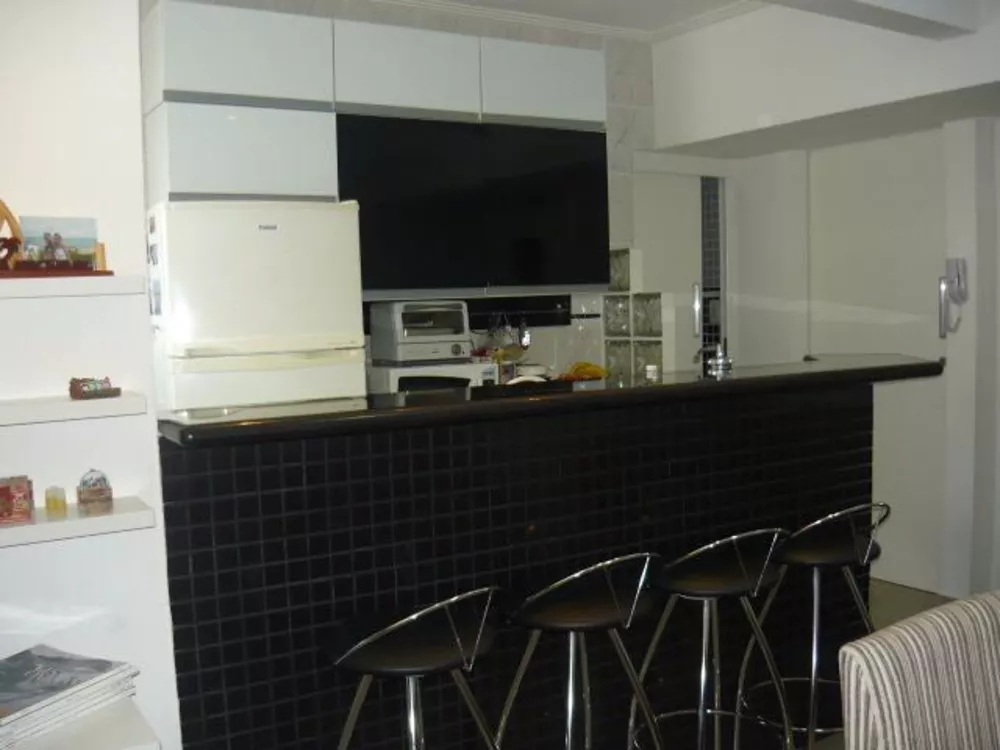 Apartamento à venda com 2 quartos, 441250m² - Foto 2