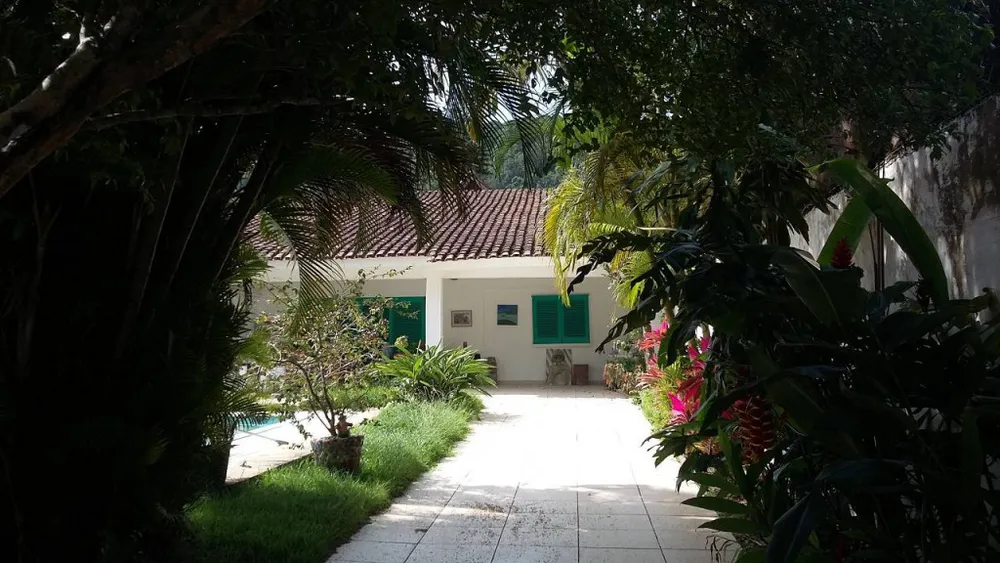 Casa, 4 quartos, 260 m² - Foto 1