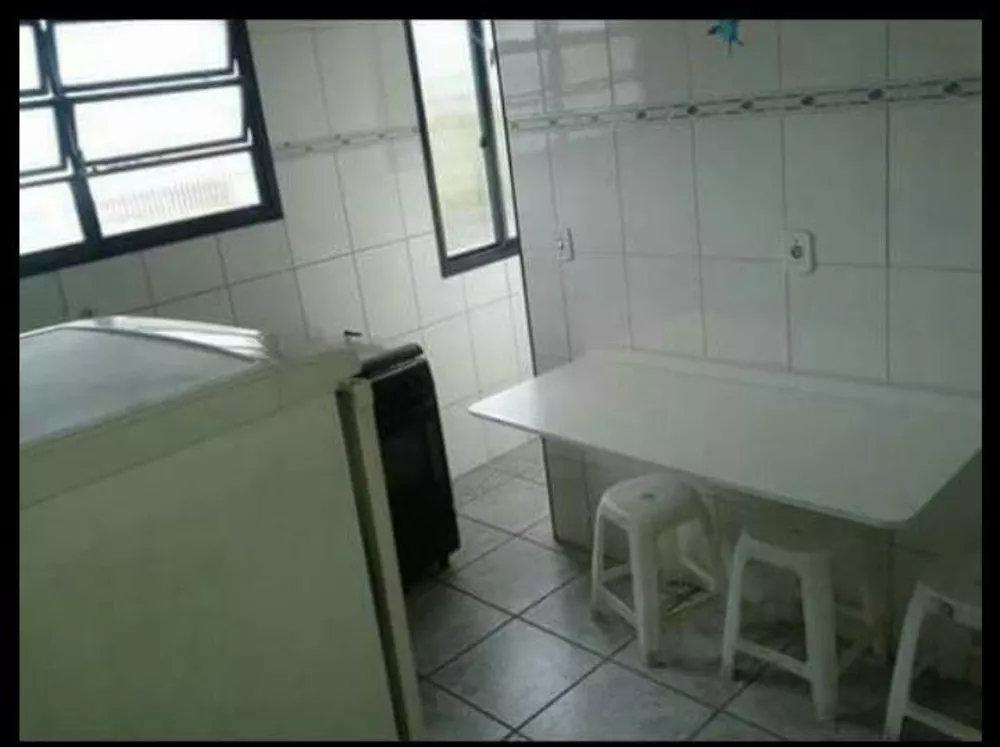 Apartamento à venda com 2 quartos, 63m² - Foto 2