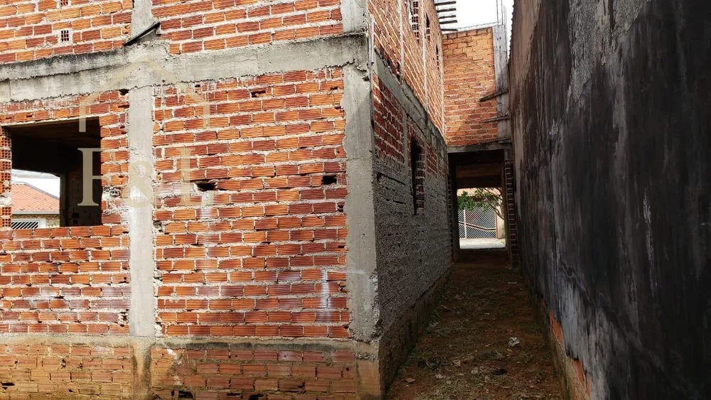 Casa, 4 quartos, 140 m² - Foto 1