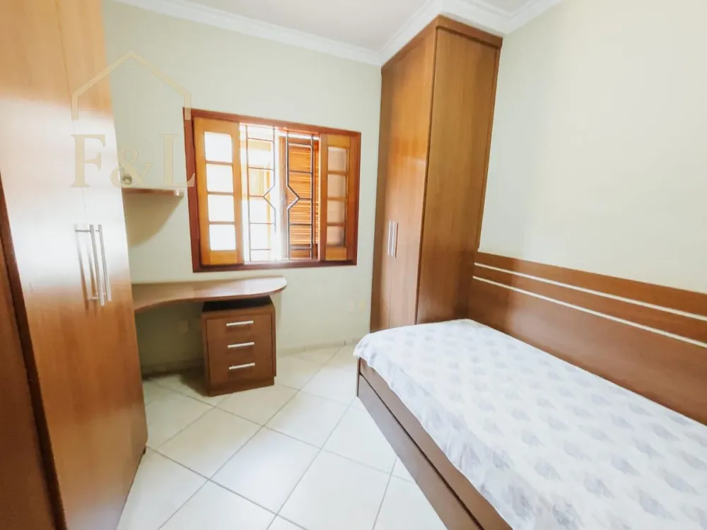 Casa, 5 quartos, 275 m² - Foto 1