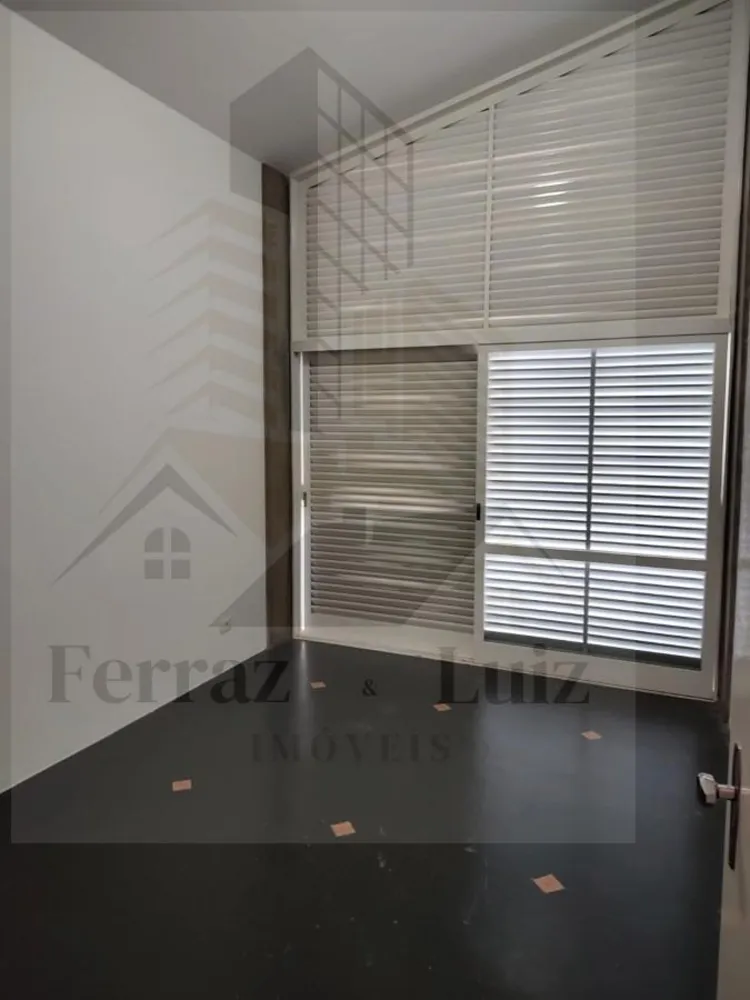 Casa, 3 quartos, 302 m² - Foto 2
