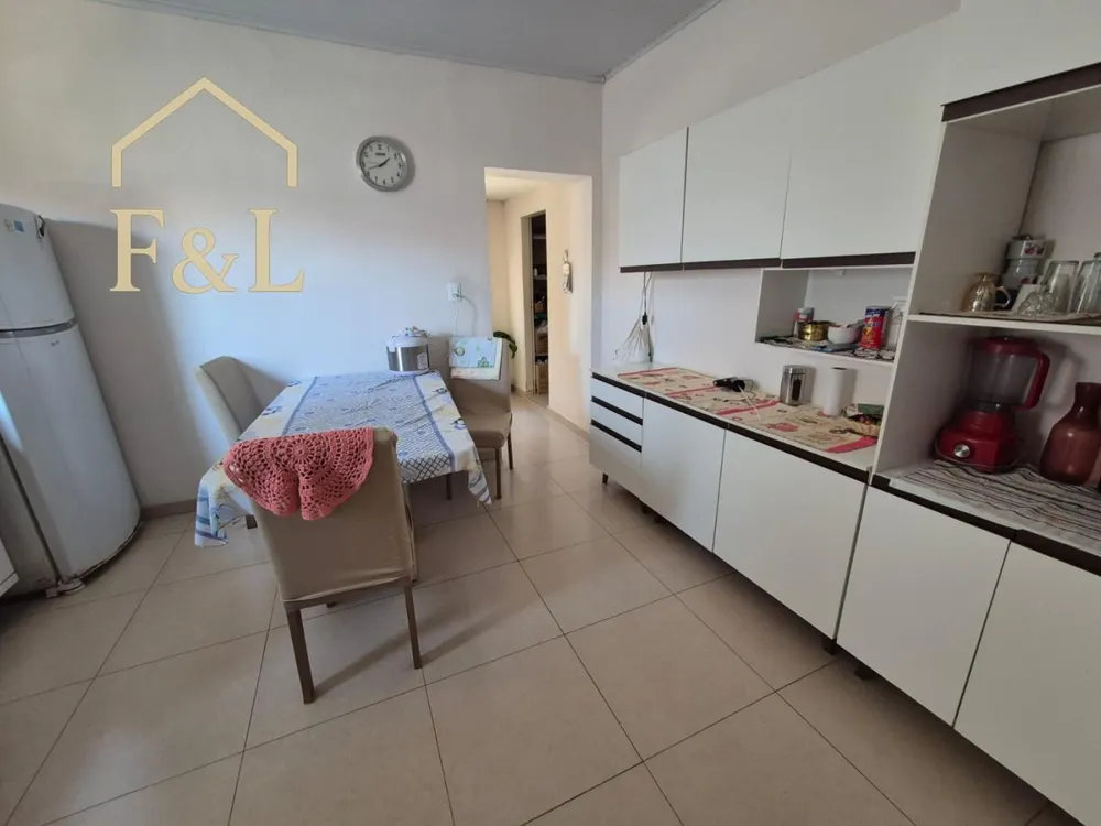 Casa, 3 quartos, 174 m² - Foto 2