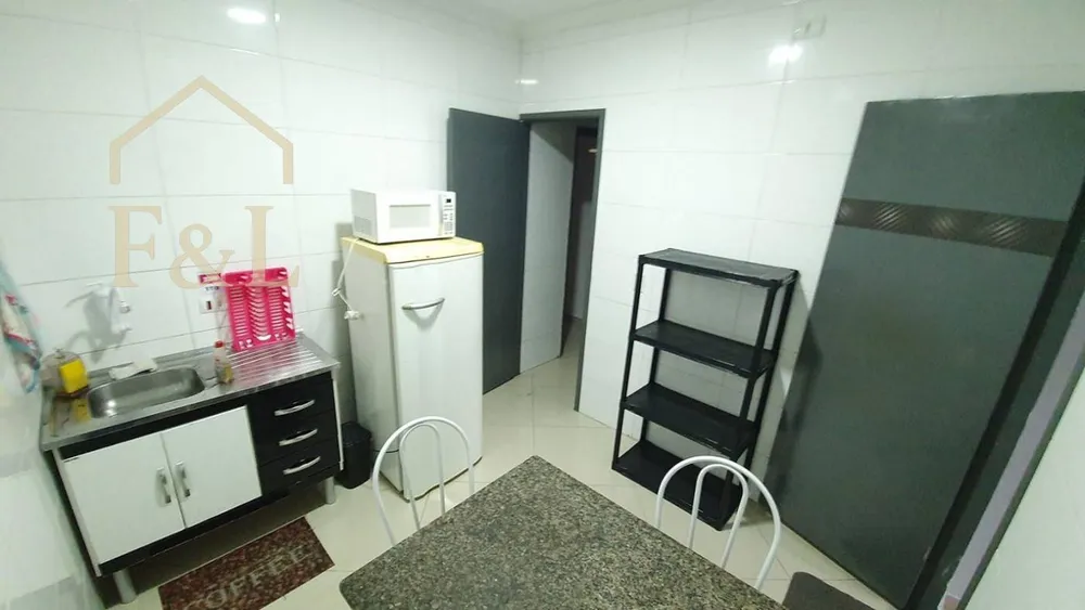 Casa, 7 quartos, 180 m² - Foto 1