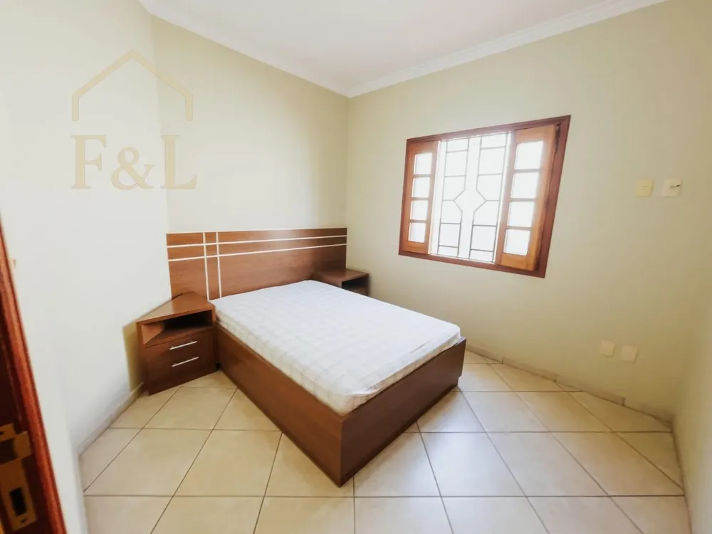 Casa, 5 quartos, 275 m² - Foto 1