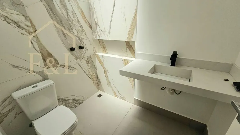 Casa, 4 quartos, 250 m² - Foto 1