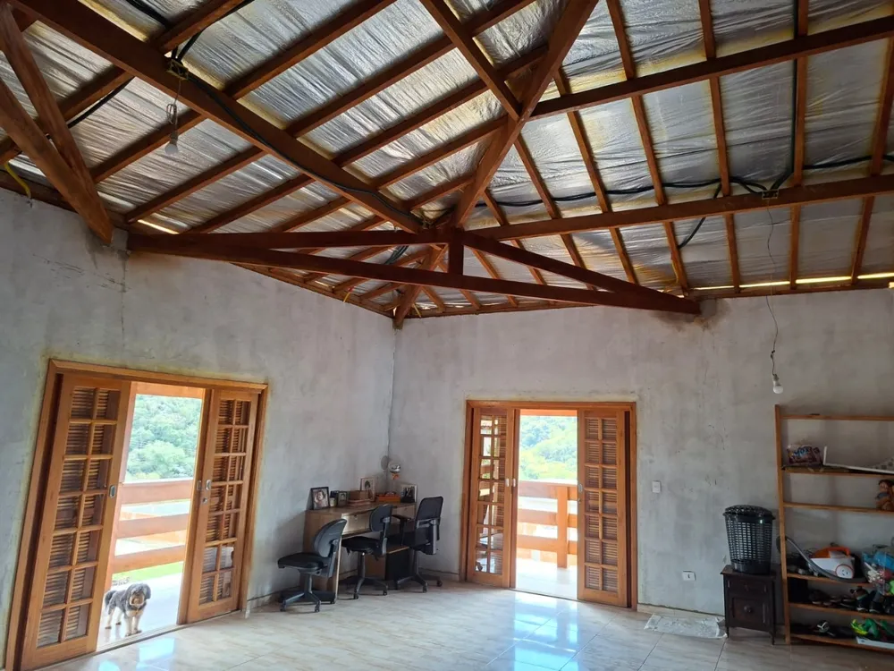 Chácara, 3 quartos, 1070 m² - Foto 4